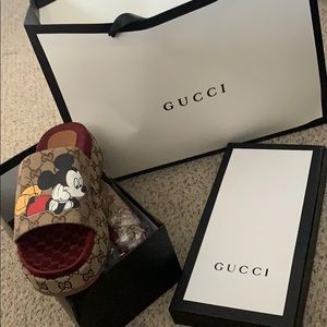 New Gucci slides❌sold❌